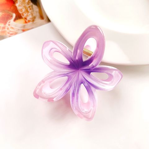 Women's IG Style Sweet Flower Plastic Hollow Out Hair Claws