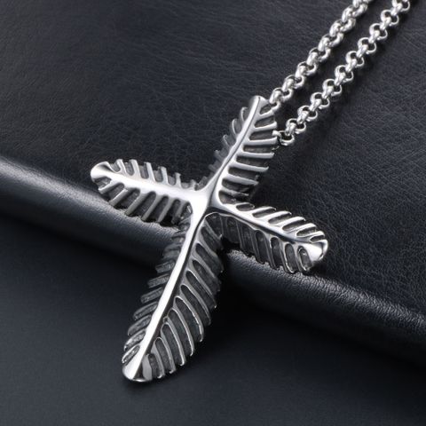 A Stainless Steel Jewelry Men's And Women's Sweater Chain Necklace Fashionable Vintage Leaf Pendant Necklace Accessories
