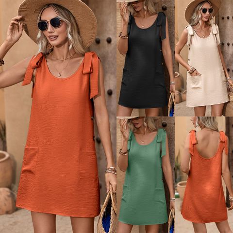 Women's Regular Dress Simple Style Round Neck Sleeveless Solid Color Knee-Length Holiday Daily