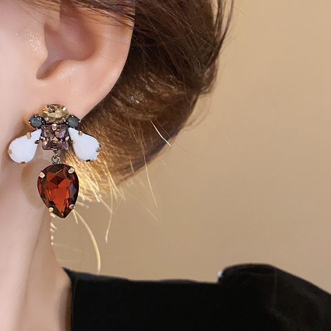 1 Pair Retro Exaggerated Bee Inlay Copper Rhinestones Drop Earrings