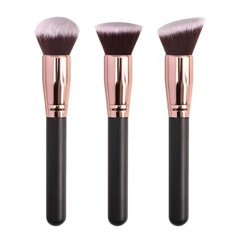 Simple Style Artificial Fiber Wooden Handle Makeup Brushes 1 Piece