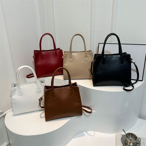 Women's Medium Pu Leather Solid Color Vintage Style Classic Style Square Zipper Tote Bag