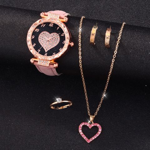 Modern Style Sweet Simple Style Heart Shape Buckle Quartz Women's Watches