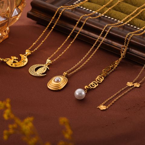 304 Stainless Steel Copper 18K Gold Plated Casual Simple Style Plating Inlay Round Moon Artificial Pearls Rhinestones Pendant Necklace