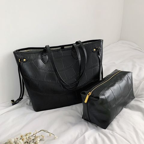 Women's Large Pu Leather Solid Color Basic Vintage Style Bucket Zipper Bag Sets