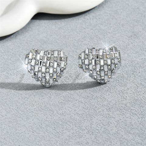 1 Pair Elegant Lady Classic Style C Shape Triangle Heart Shape Inlay Alloy Glass Drop Earrings Ear Studs