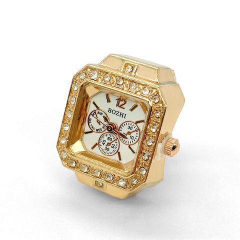 Casual Round Quartz Women's Watches