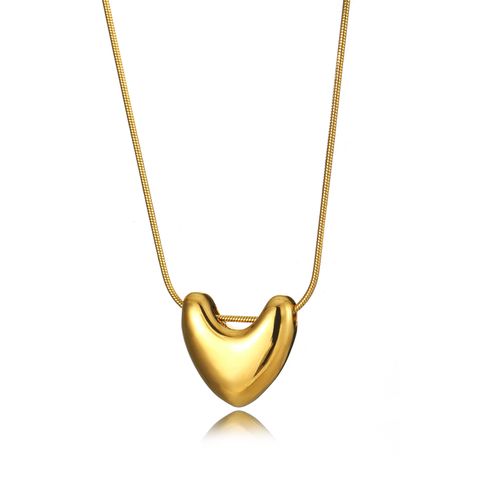 Wholesale Jewelry Simple Style Heart Shape 304 Stainless Steel 14K Gold Plated Pendant Necklace