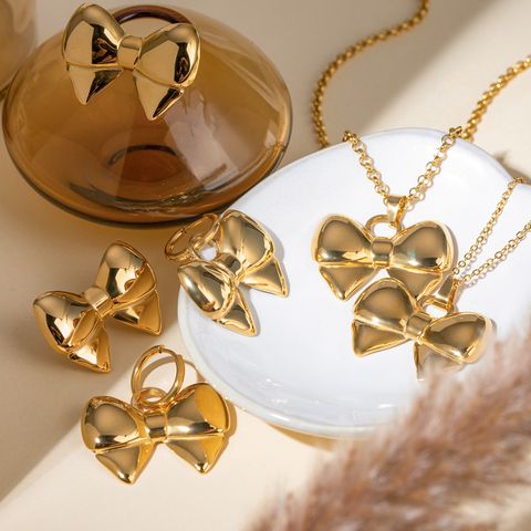 1 Pair Simple Style Classic Style Bow Knot Plating 304 Stainless Steel 18K Gold Plated Earrings