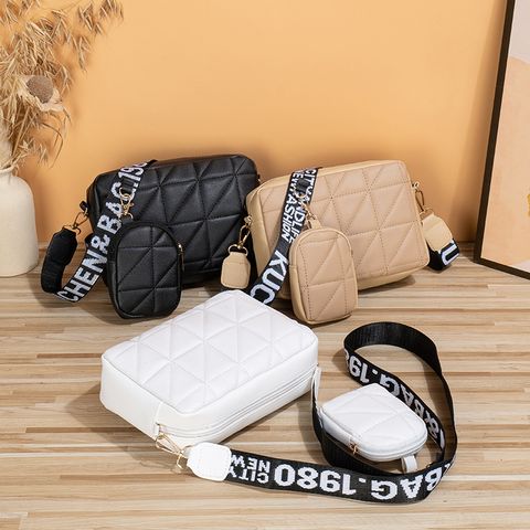 Women's Medium Pu Leather Solid Color Lingge Basic Classic Style Zipper Crossbody Bag