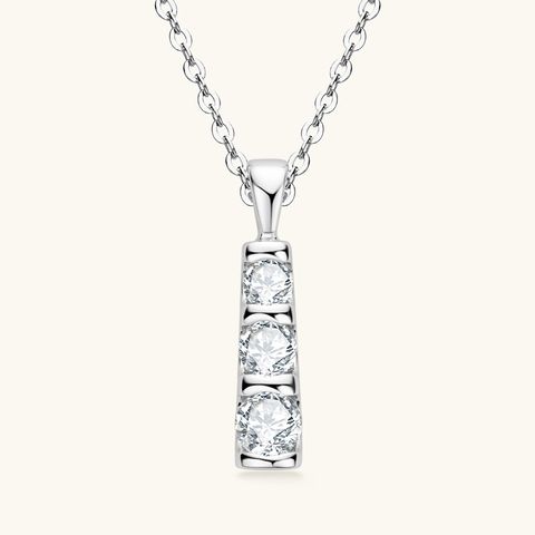 Sterling Silver Simple Style Classic Style Inlay Solid Color Moissanite Pendant Necklace