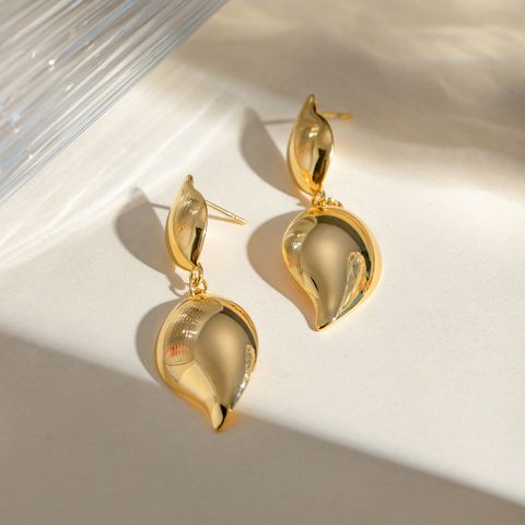 1 Pair IG Style Simple Style Solid Color Petal 304 Stainless Steel 18K Gold Plated Drop Earrings