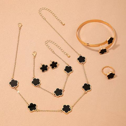 Casual Flower Alloy Gold Plated Women's Jewelry Set