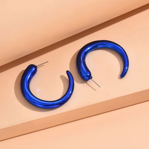 1 Pair Simple Style Solid Color Spray Paint Arylic Ear Studs