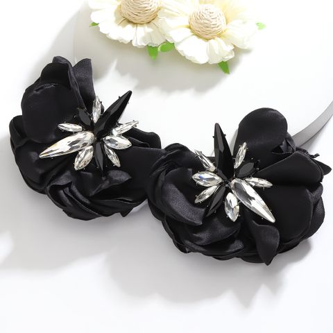 1 Pair Elegant Handmade Flower Handmade Plating Inlay Alloy Rhinestones K Gold Plated Ear Studs
