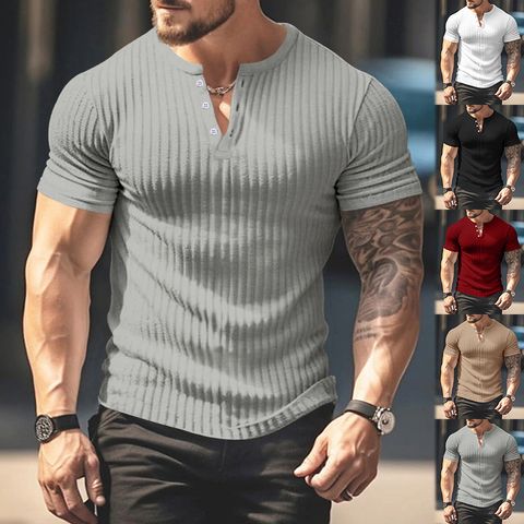 Hombres Color Sólido Estilo Simple Cuello Redondo Sin Cuello Manga Corta Delgado Camiseta Hombre