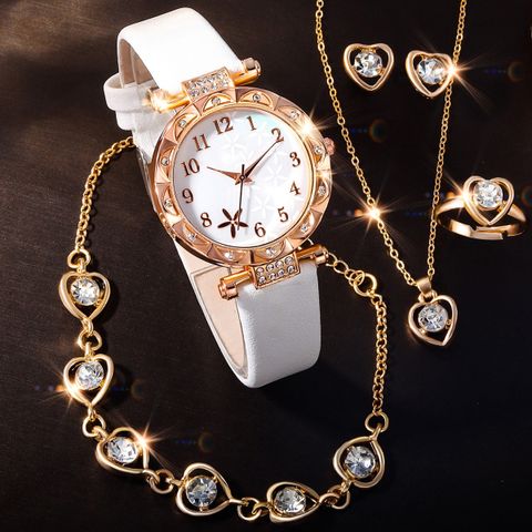 Glamour Formal Brillante Color Sólido Hebilla Cuarzo Relojes De Mujer