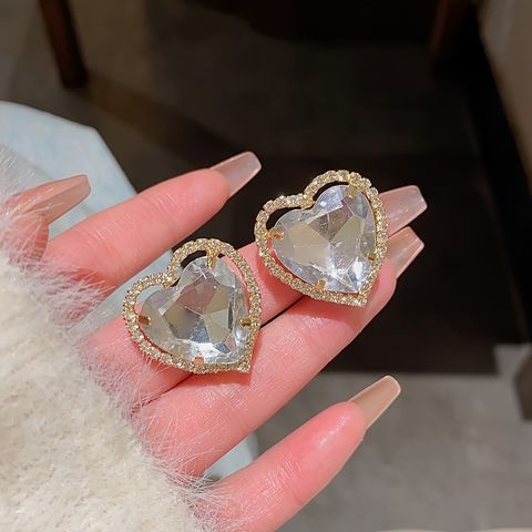 1 Pair Vacation Simple Style Heart Shape Inlay Copper Zircon Ear Studs