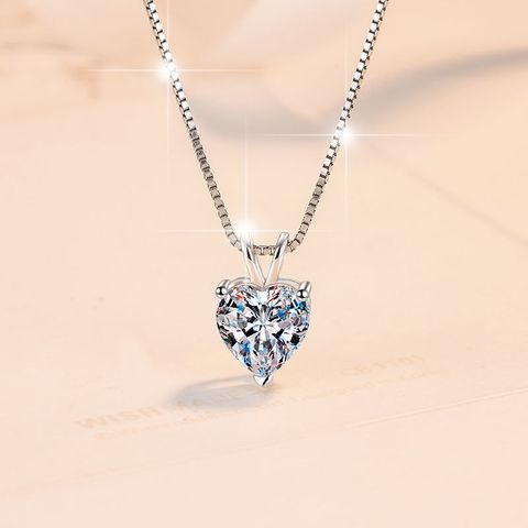 Sterling Silver Sweet Shiny GRA Certificate Plating Inlay Heart Shape Moissanite Zircon Pendant Necklace