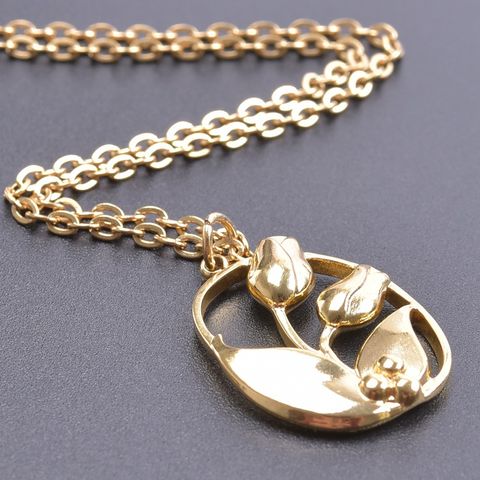304 Stainless Steel Gold Plated Retro Plating Tulip Pendant Necklace