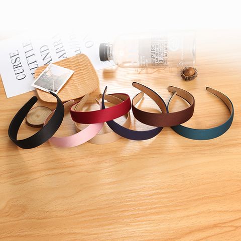 Unisex Simple Style Solid Color Plastic Hair Band