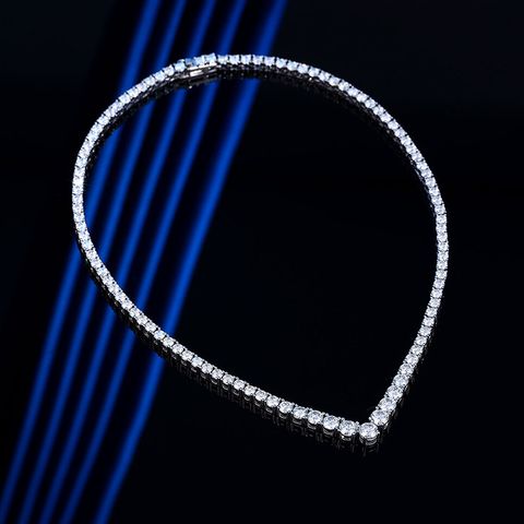 Sterling Silver Moissanite Elegant Lady Bridal GRA Certificate Inlay V Shape Geometric Moissanite Necklace