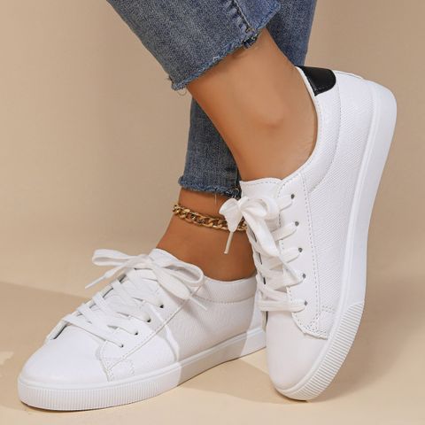 Women's Casual Commute Solid Color Round Toe Skate Shoes