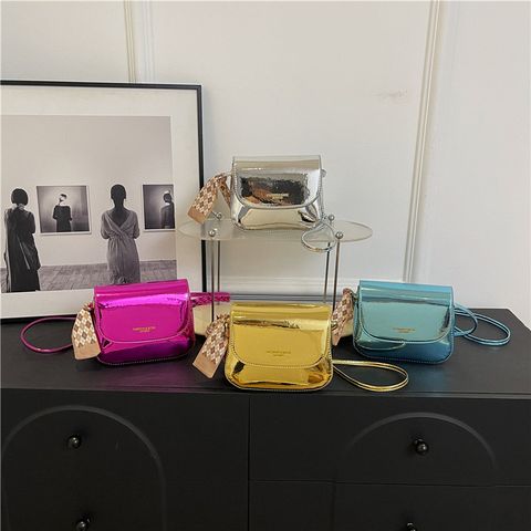 Women's Small Pu Leather Letter Streetwear Magnetic Buckle Saddle Bag