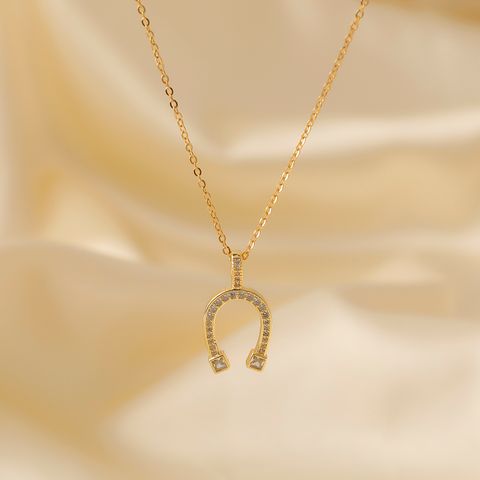 Wholesale Simple Style Commute Horseshoe U-Shaped Copper Plating Inlay 18K Gold Plated White Gold Plated Zircon Pendant Necklace