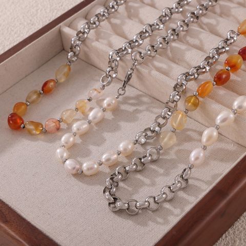 304 Stainless Steel Natural Stone Freshwater Pearl Simple Style Classic Style Beaded Round Oval Necklace