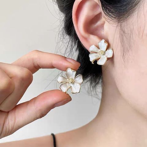 1 Pair Lady Flower Enamel Zinc Alloy Drop Earrings