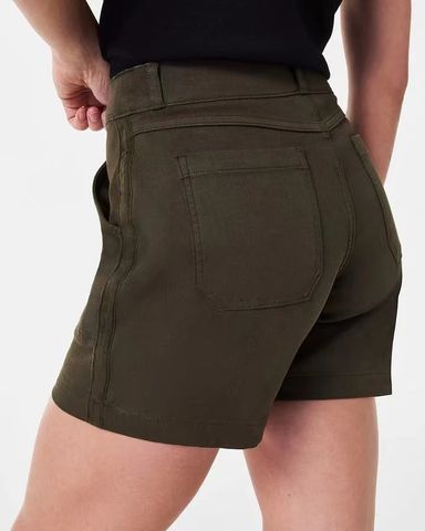Women's Holiday Simple Style Solid Color Knee Length Pocket Shorts