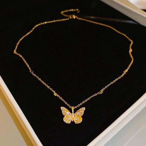 Wholesale Elegant Retro Butterfly Copper Plating Inlay 14K Gold Plated Zircon Pendant Necklace