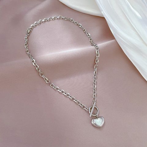Titanium Steel Hip-Hop Toggle Plating Inlay Heart Shape Shell Necklace