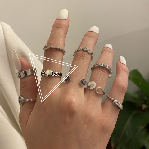 Simple Vintage Copper Geometric Heart Hollow Chain Ring Wholesale