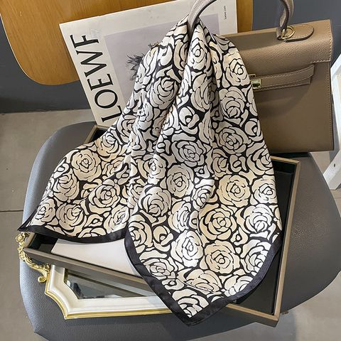 Women's Elegant Simple Style Flower Mulberry Silk Printing Silk Scarf