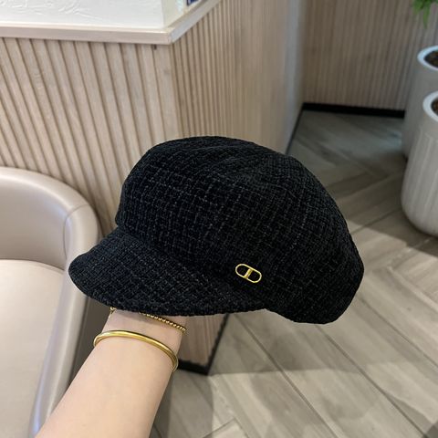 Women's Cute Sweet Simple Style Plaid Curved Eaves Beret Hat