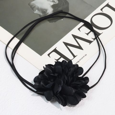 Elegant French Style Artistic Flower Synthetic Fibre Women's Necklace
