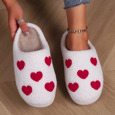 Women's Casual Heart Shape Round Toe Plush Slippers