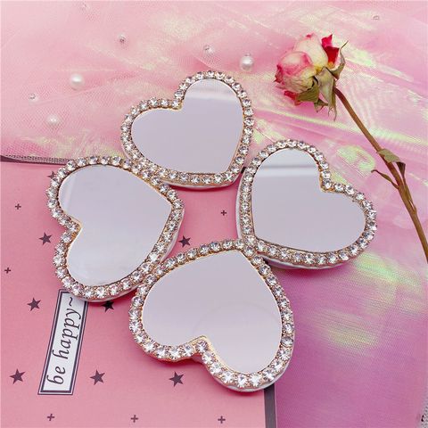 Diamond-encrusted Heart-shaped Mirror Airbag Telescopic Mobile Phone Bracket