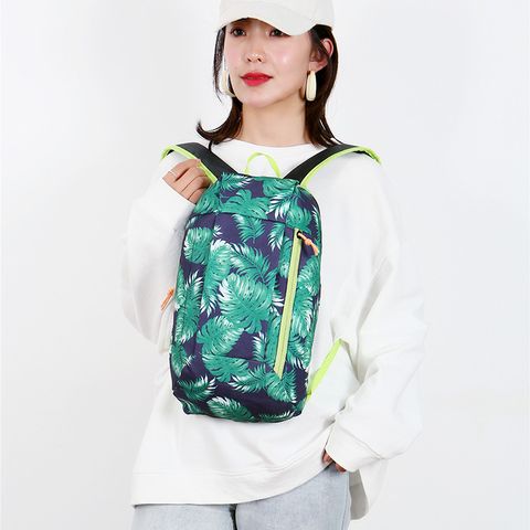 Unisex Medium Polyester Leaves Streetwear Oval Zipper Functional Backpack