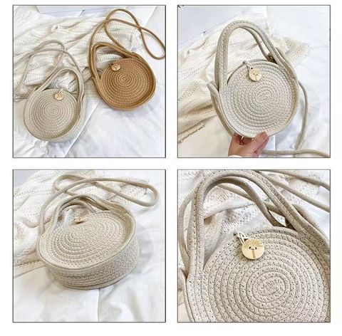 Women's Medium Cotton Solid Color Vintage Style Classic Style Round Lock Clasp Straw Bag
