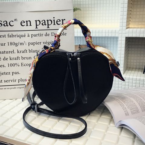 Women's Small Pu Leather Solid Color Streetwear Zipper Handbag