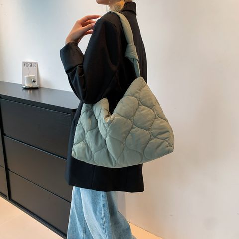 Women's Flannel Solid Color Basic Sewing Thread Square Zipper Shoulder Bag