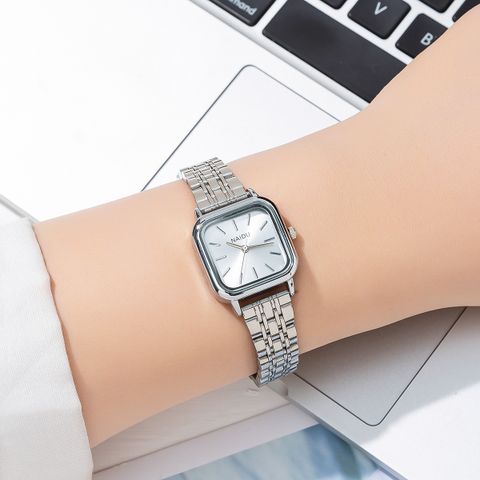 Classic Style Geometric Double Side Snaps Quartz Women's Watches
