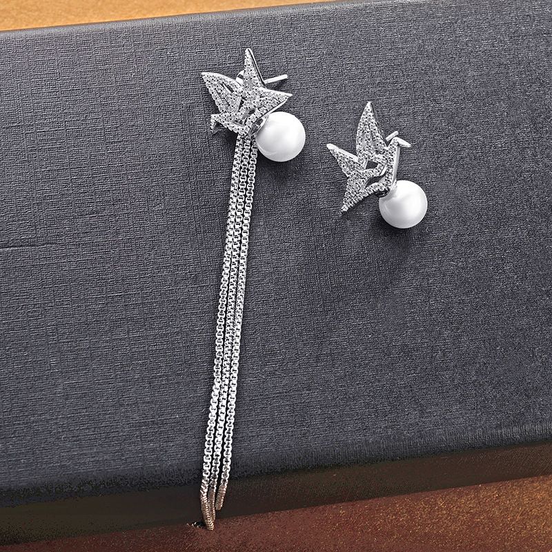 Koreanische Version Des Stars Mit Der Gleichen Persönlichkeit Tausend Papier Kranich Ohrringe Mikro Eingelegter Zirkon Quaste Asymmetrische Perlen Ohrringe 20849502