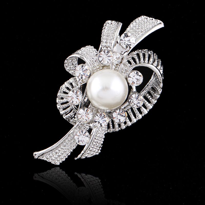 Broche Coréenne Style Perle Diamant De Mariage Corsage De Mariage Strass Broche Collier Broche Ventes Directes D'usine En Gros