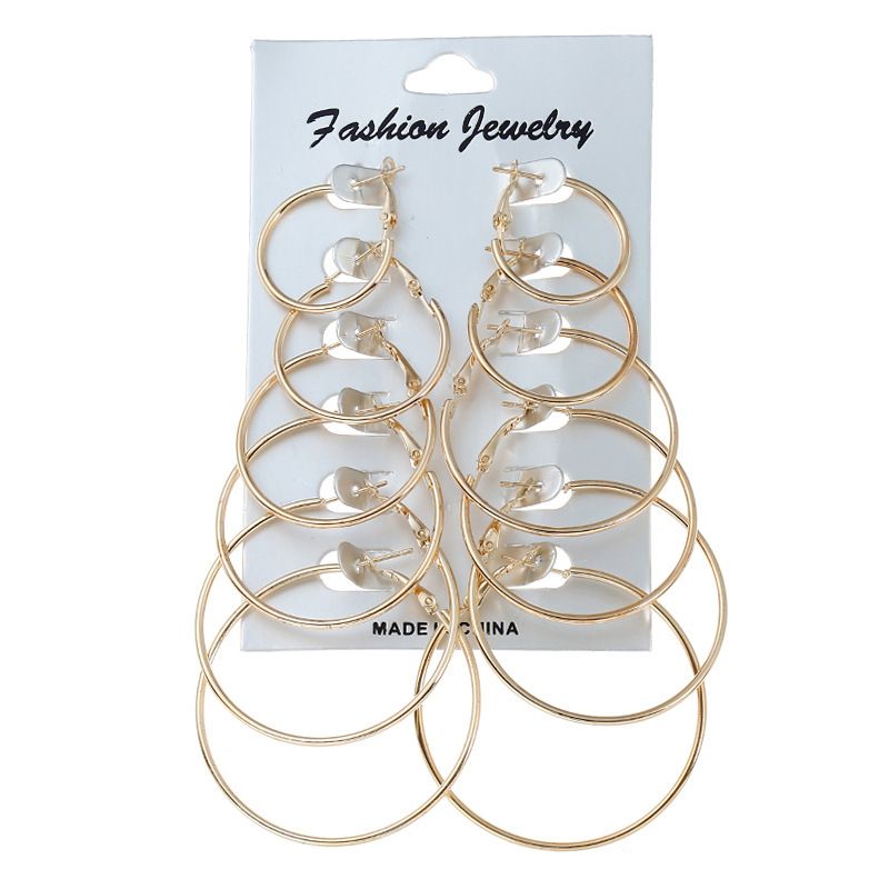 Européen Et Américain Bijoux De Mode Vente Chaude Personnalité Cercle Exagéré Boucles D'oreilles Femme Match Ensembles Boucles D'oreilles C- Type Oreille Anneau Ventes Directes D'usine