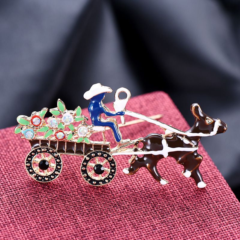 European And American Popular Christmas Ornament Creative Style Santa Claus Reindeer Rhinestone-encrusted Brooch Holiday Gift