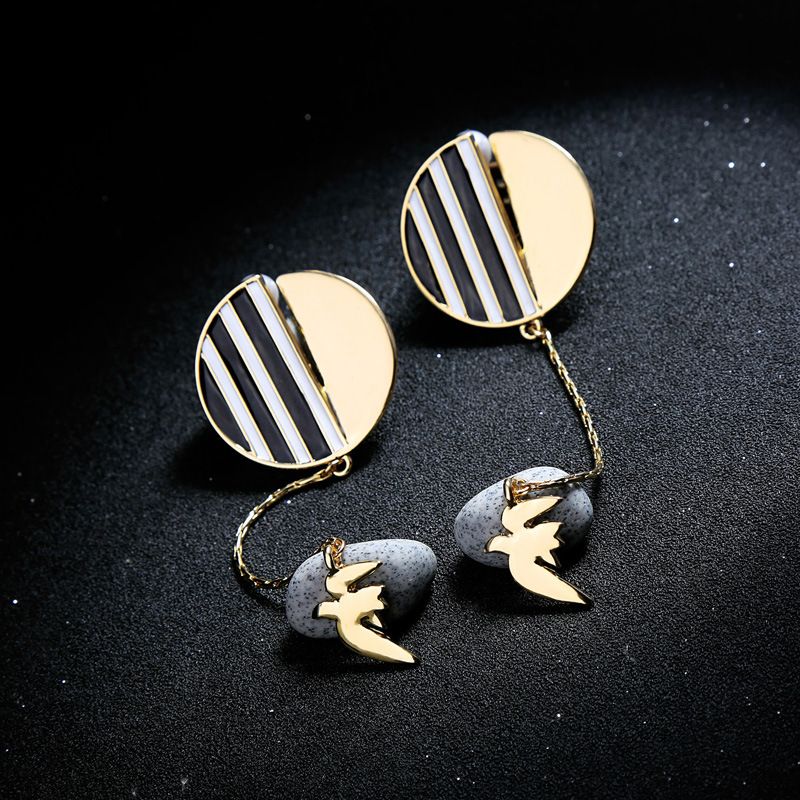 Alloy Fashion Animal Earring  (photo Color) Nhqd5957-photo-color